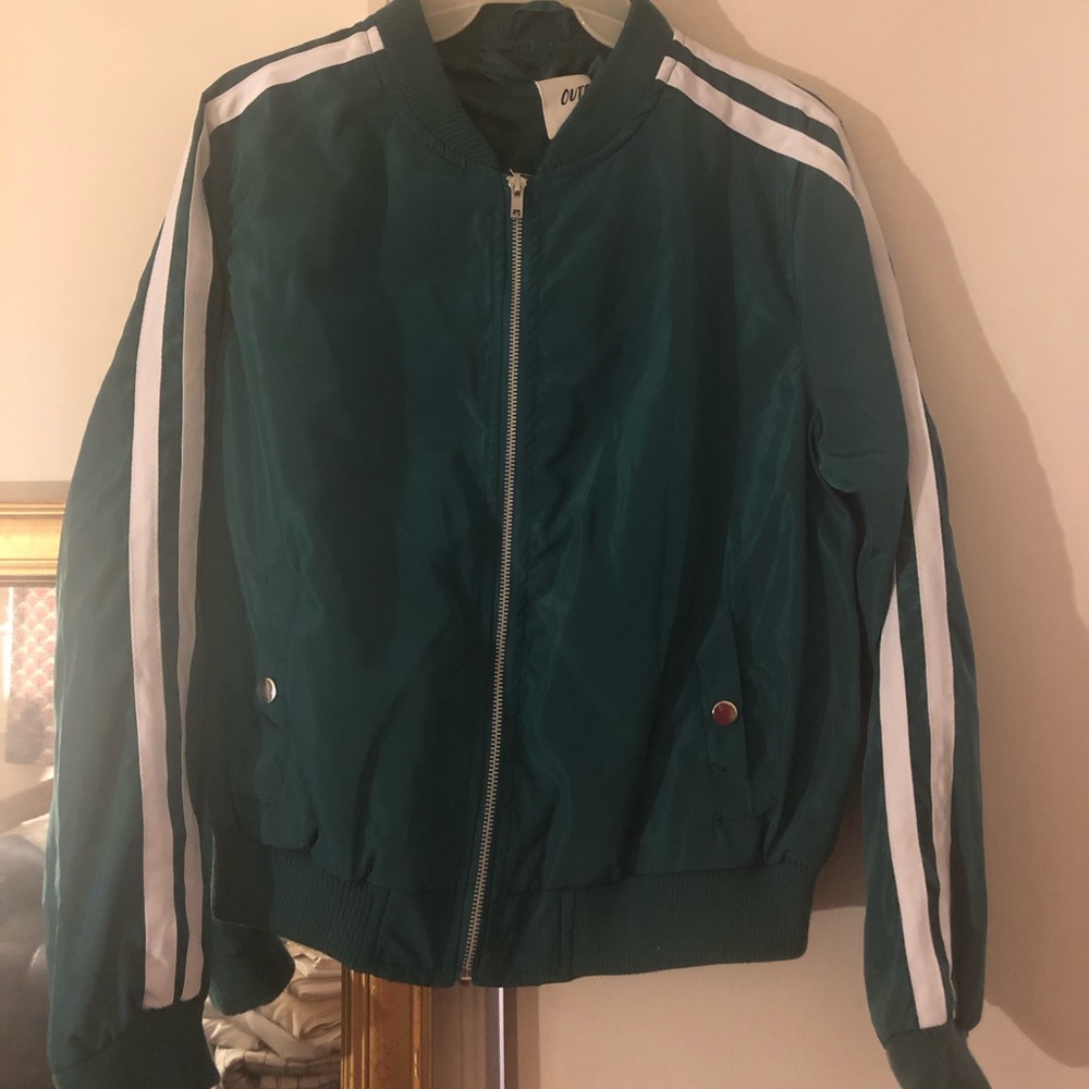 green & white jacket!